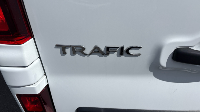 Renault Trafic Swb Diesel SL30 Blue dCi 150 Extra [Safety] Van